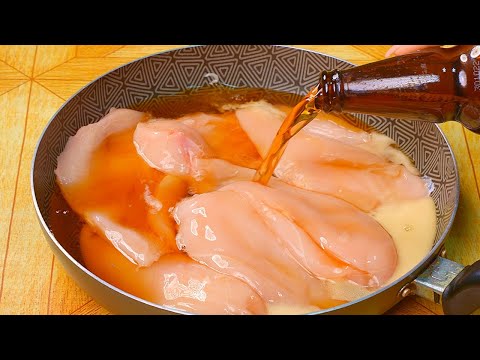 Delicioso solomillo de pollo con cebolla y cerveza Delicioso solomillo de pollo con cebolla y cerveza